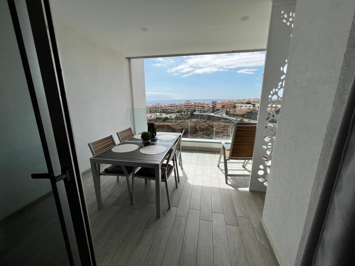 Ocean Garden Sunset Apartment - Heated Swimming Pool Free Wifi Costa Adeje  ภายนอก รูปภาพ