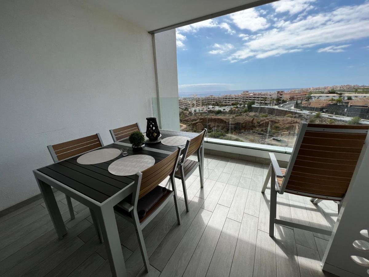 Ocean Garden Sunset Apartment - Heated Swimming Pool Free Wifi Costa Adeje  ภายนอก รูปภาพ